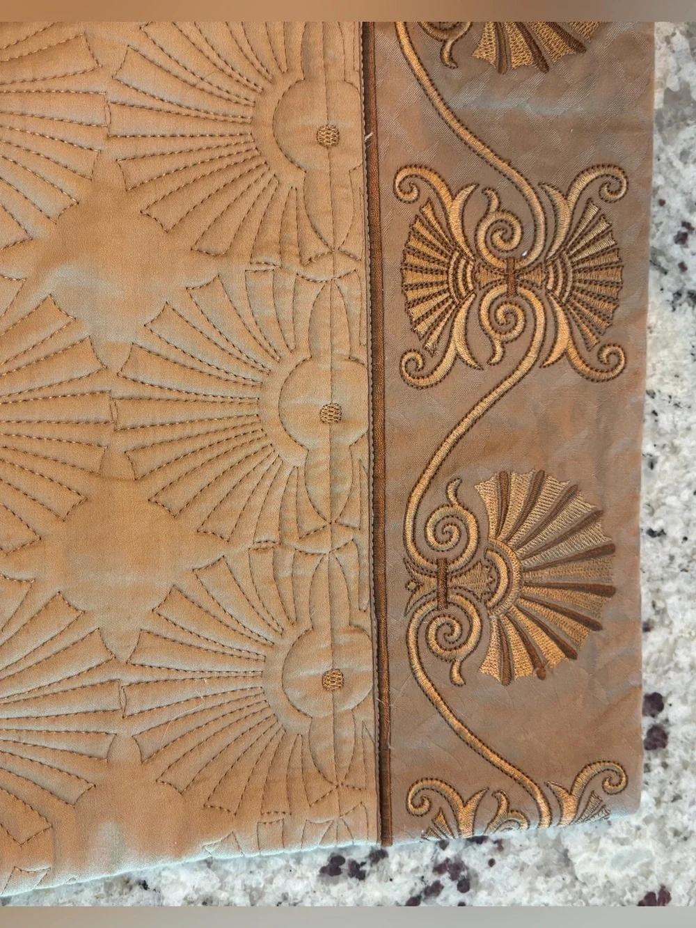 VTG Intricate Fan or Starburst Quilted Pillow Sham - Muted Tan/Bronze 24X34”